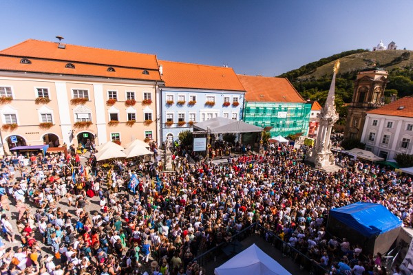 Snížení sezónnosti a rozptýlení návštěvníků na území města